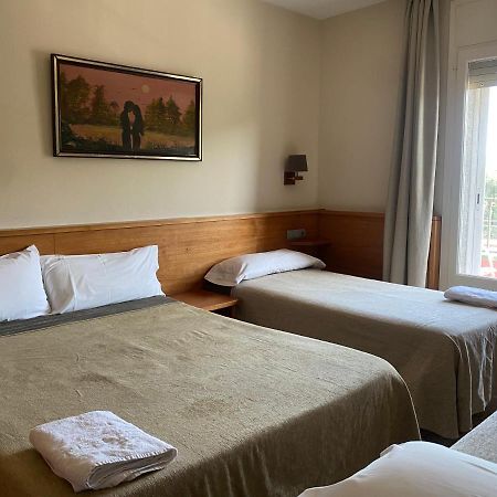 Hostal Galicia การ์เดเดว ภายนอก รูปภาพ