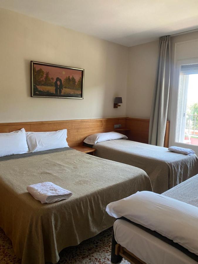 Hostal Galicia การ์เดเดว ภายนอก รูปภาพ